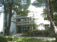 学習院大学図書館 大学図書館について