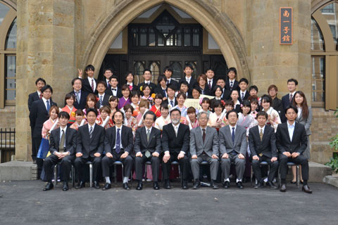 Photo Gallery 学習院大学理学部生命科学科 大学院自然科学研究科生命科学専攻